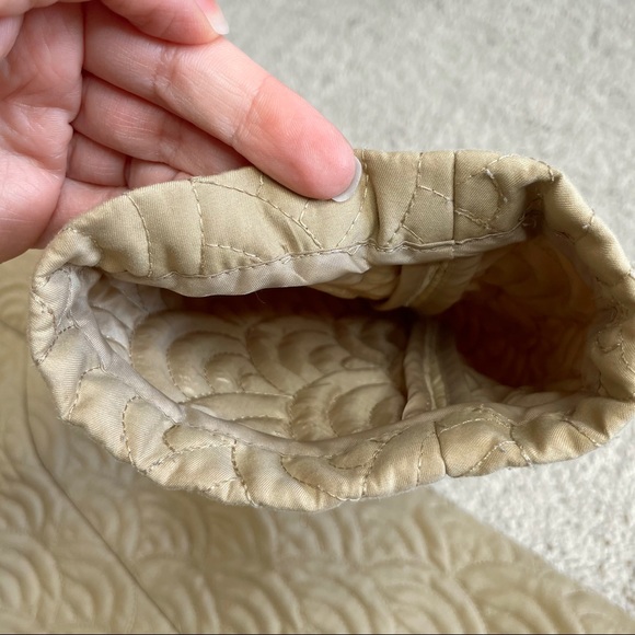 Laura Ashley Quilted Zip Up Lightweight Jacket - Picture 10 of 14